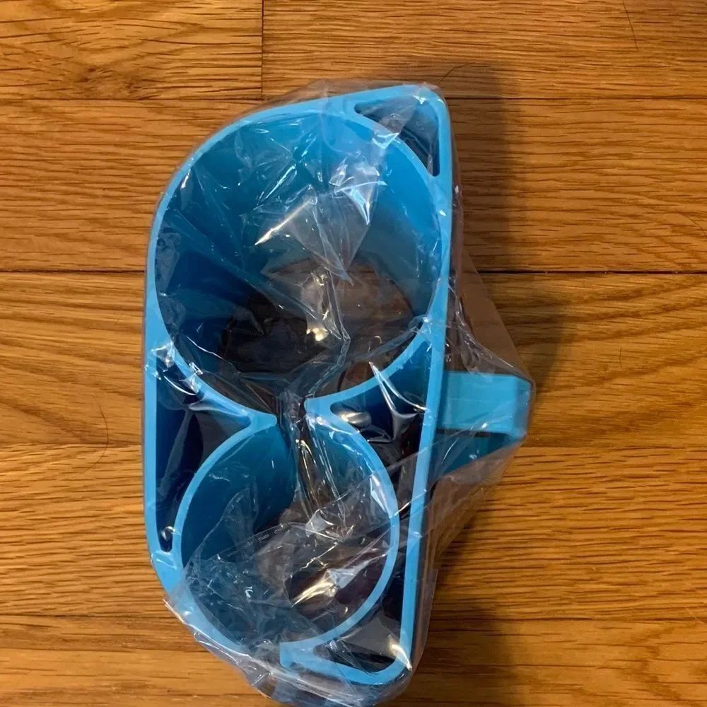 Wrapping Paper Gadget Cutter Blue - Picture 4 of 4